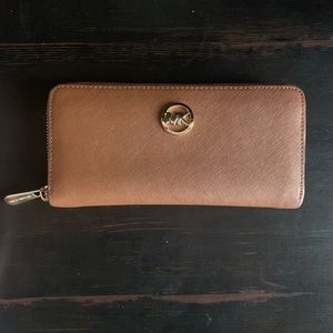 Michael Kors Brown Leather Zip Wallet